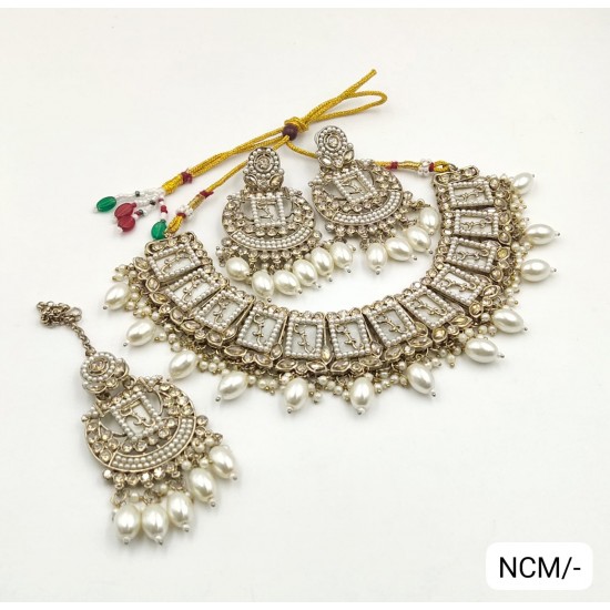 NECKLACE SET